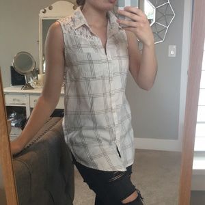 Sleeveless flannel